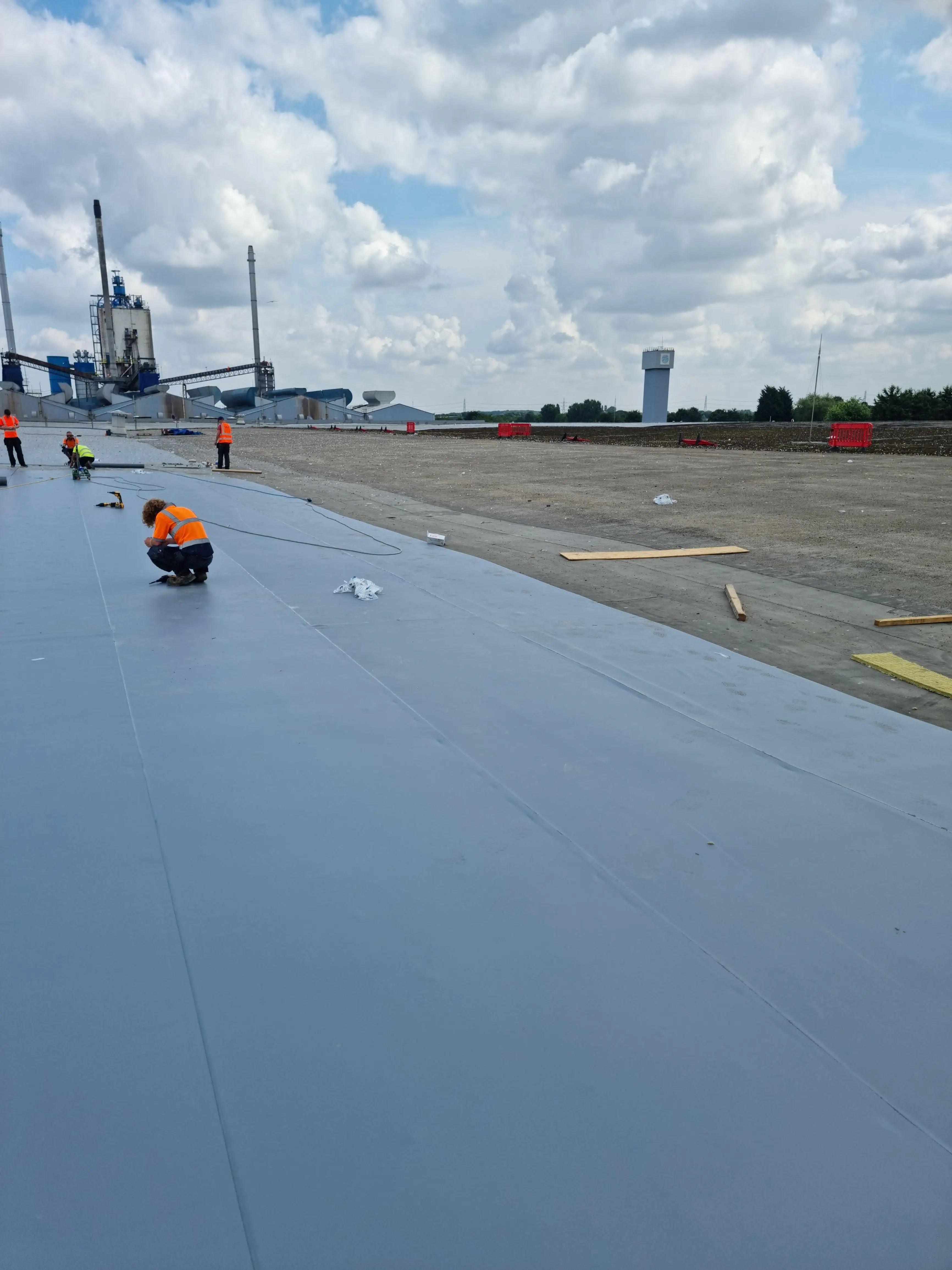Ardagh Glass Roof Refurbishment, Doncaster, photo 3